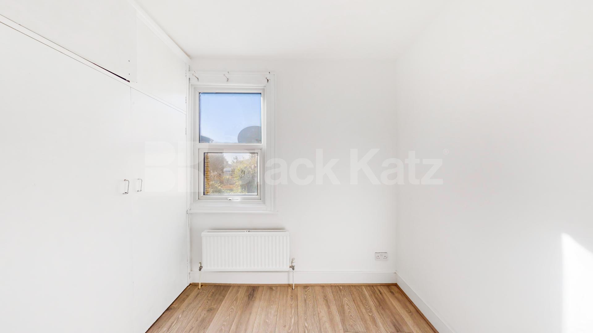 Newly refurbished 4 bedrrom house with garden mins to tube & shops Baronet Grove, Tottenham